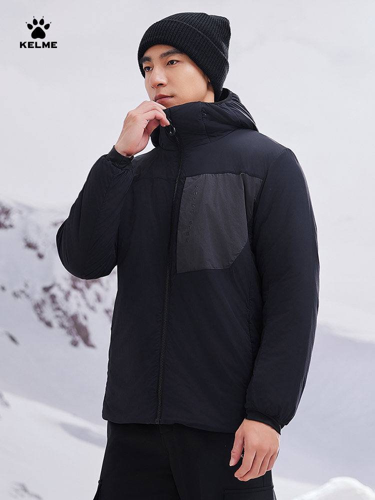 Kelme Lightweight Hooded Outdo - Table Tennis Jacket recension och pris